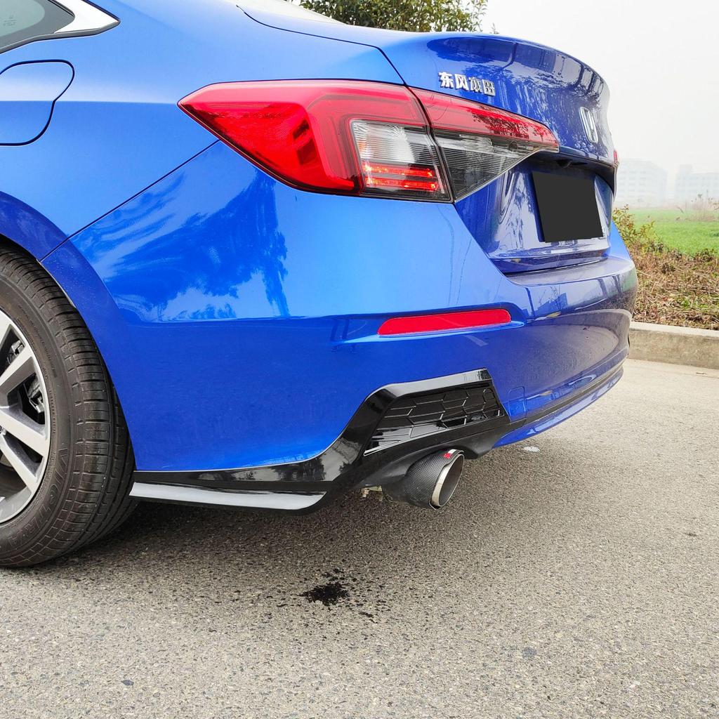 Комплект обвеса Civic 11-го поколения US Sport 2022 г.: Передний сплиттер, боковые юбки, задний спойлер и диффузор.