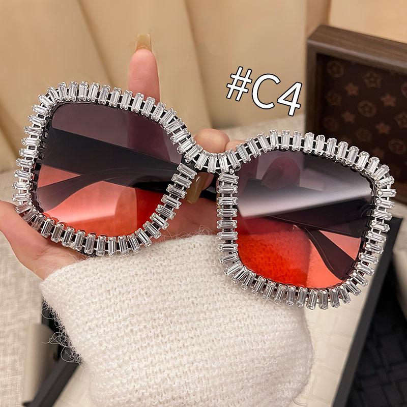 New diamond-encrusted personalized sunglasses drive DNU large frame gorgeous diamond glasses European and American box men's and women's cool glasses
