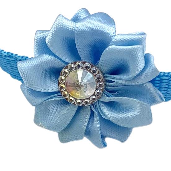 Ошейник для домашних животных, инкрустированный стразами, нарядный, красивый, для домашних животных, собак, кошек, отделочный цветочный ошейник с колокольчиком