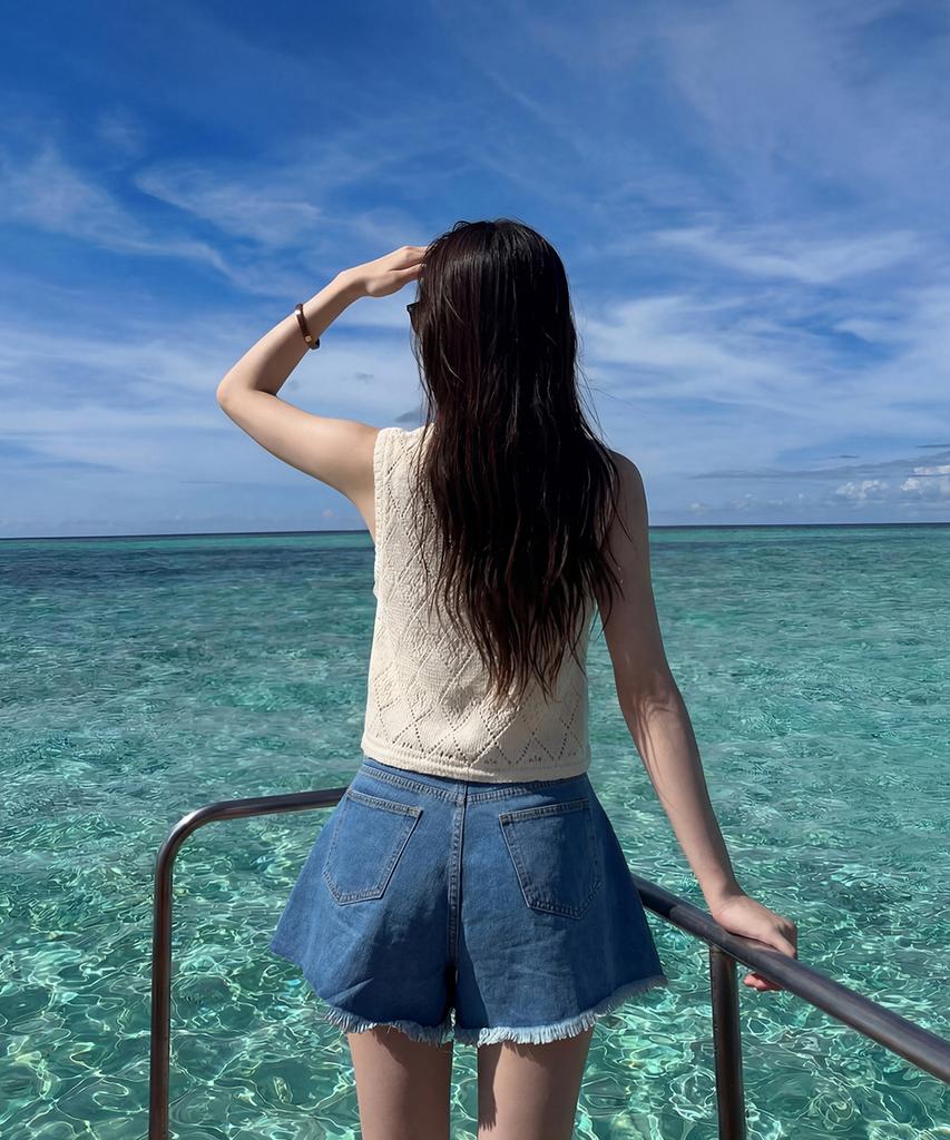 ARTISTWEAR [Atw] Flare Cut Off Denim Shorts