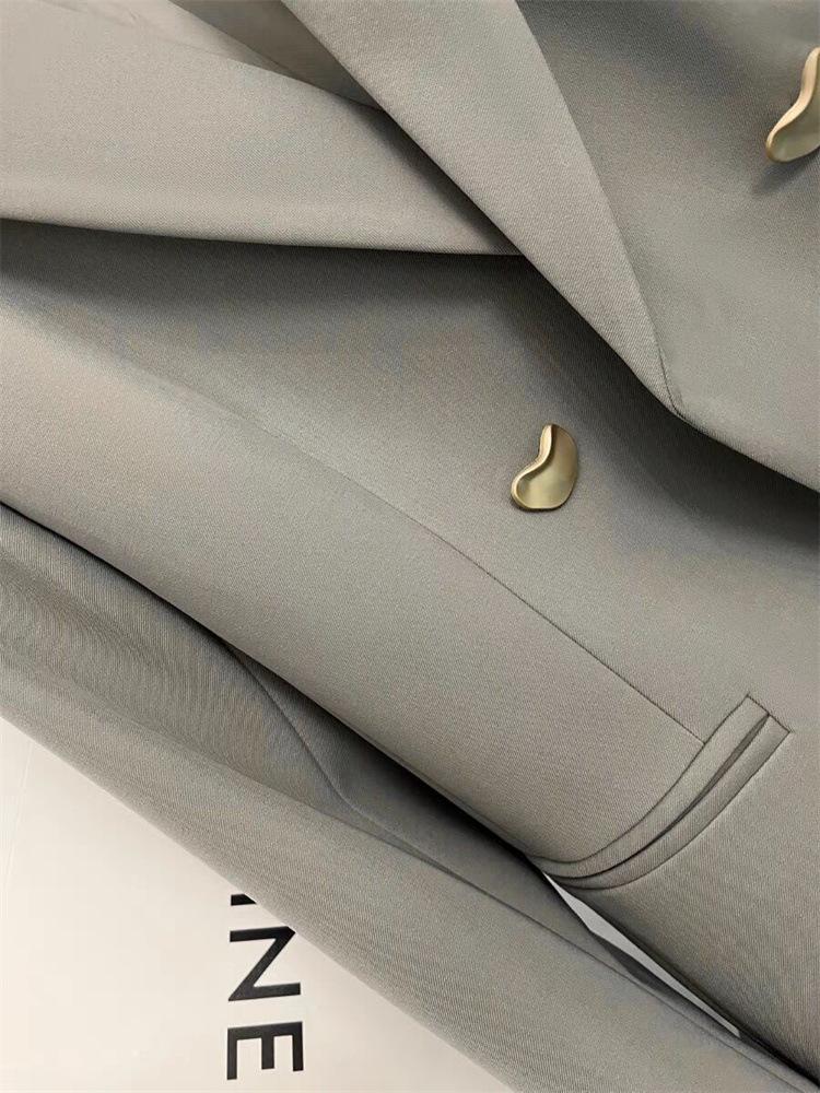 Женский серый текстурированный блейзер в британском стиле, весна/осень 2024