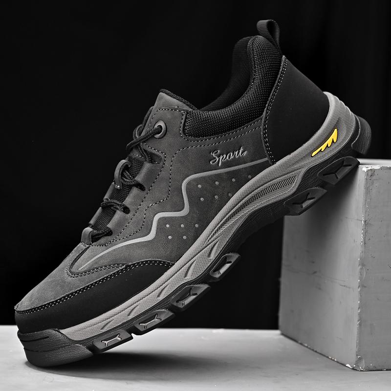 Fashion Handmade Leather Men Casual Sneakers Vintage Style Male Outdoor Shoes Non-Slip Travel Treking Footwear Leisure Walk Hiking Shoes