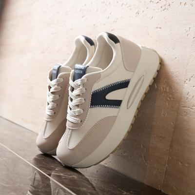 Ins корейская версия новой обуви для папы для девочек 2025 весна студент бег спортивная толстая подошва высота повседневная уличная съемка G6810