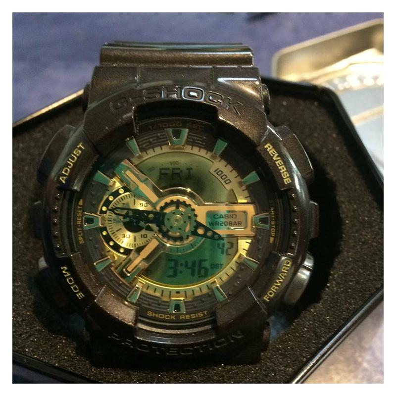 Casio Серия G-SHOCK Черный Золотой Водонепроницаемый Ударопрочный и Антимагнитный Отображение Даты Светодиодная Подсветка Кварцевый Механизм Резиновый Ремешок Японские и GA-110BR-5A