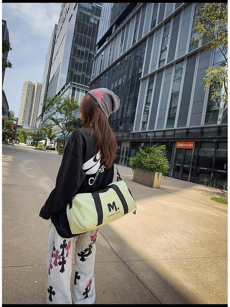 New Large Capacity Gym and Travel Bag - Lightweight, Dry & Wet Separation, Single Shoulder/Crossbody with Printed Logo