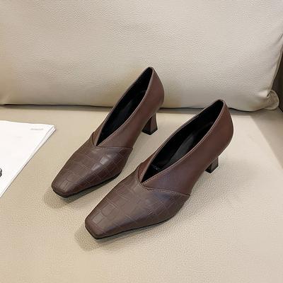 Модные женские туфли-лодочки с острым носком, толстым средним каблуком, неглубоким вырезом, лаконичные туфли-перчатки, женская осенняя повседневная обувь, бежево-коричневые, большой размер 41
