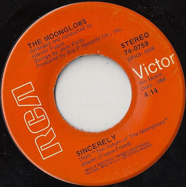 7-дюймовая пластинка MOONGLOWS - Sincerely / I Was Wrong 740759 RCA Victor 1972 US Soul/Funk Б/У