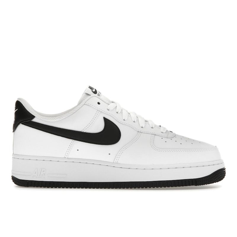 Nike Air Force 1 07 White Black Outsole Men Sneakers FQ4296-101