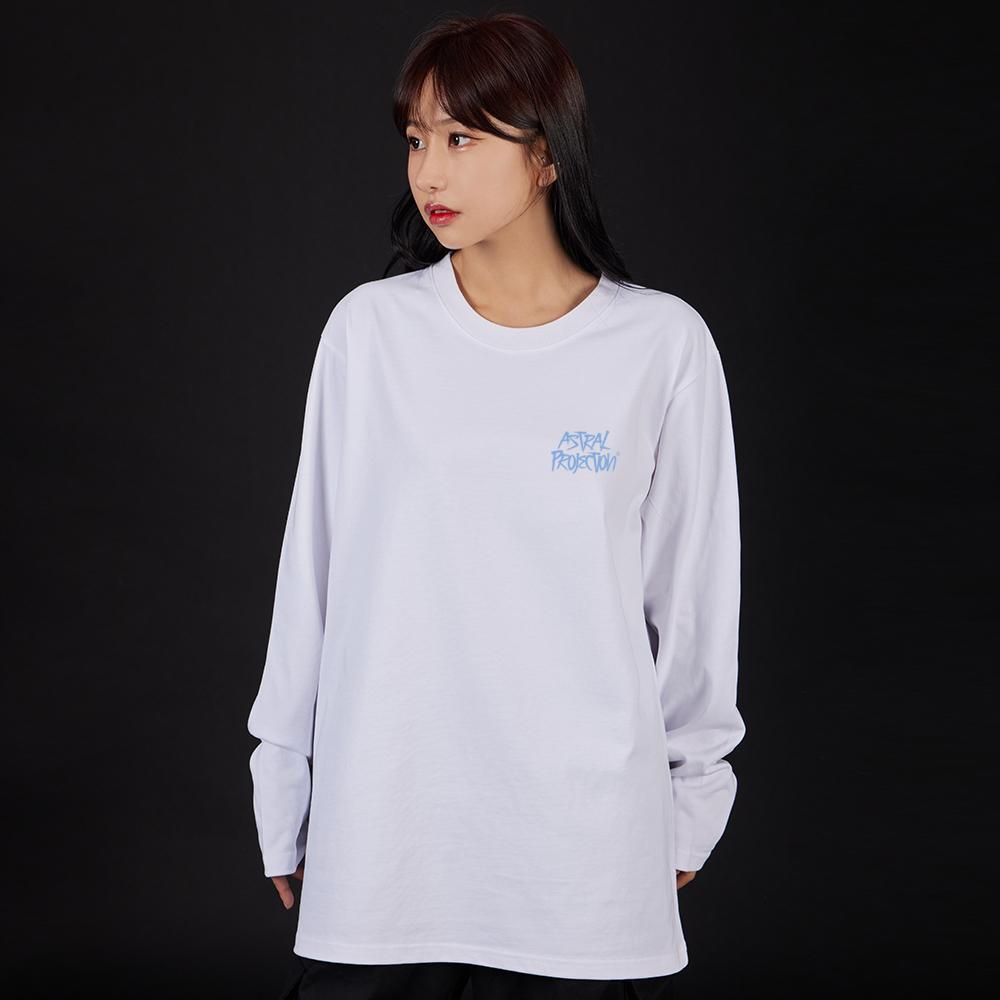 ASTRAL PROJECTION Graffiti Lettering Oversized Long Sleeve T-Shirt_White