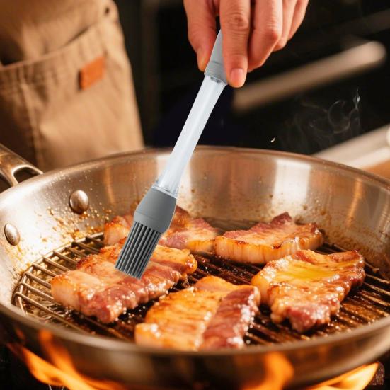 Silicone Oil Brush Basting Pastry Brush Heat Resistant Butter Sauce Brush Kitchen Gadget for BBQ Grilling Baking