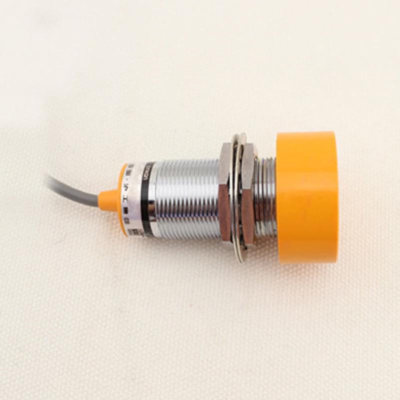 Датчик приближения LM39-3015 Индуктивный датчик