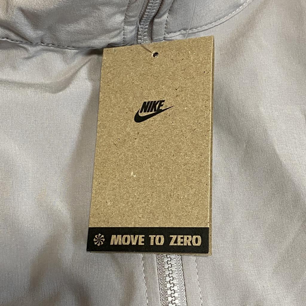 Подержанная футболка с коротким рукавом NIKEShort sleeve shirt Gurege/black Нейлон мужская