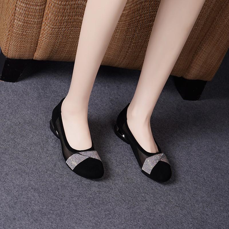 Новые летние сетчатые одинарные туфли женские из мягкой кожи на мягкой подошве со стразами на плоской подошве женские туфли сандалии одинарные туфли