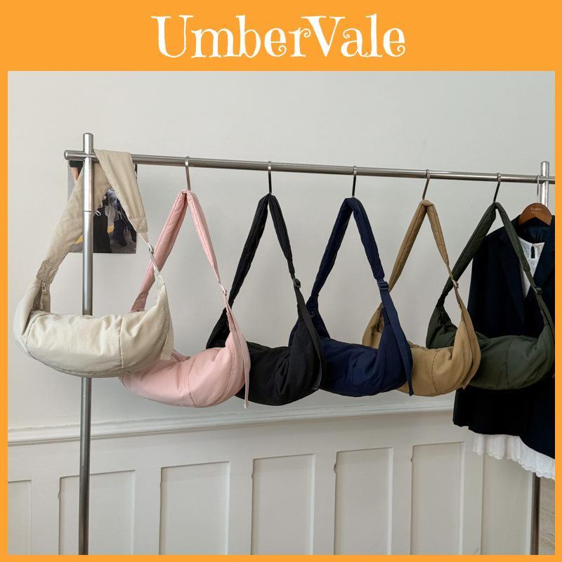 Modern Womens Shoulder Bag Made Of Canvas With Inner Pockets For Casual Outings