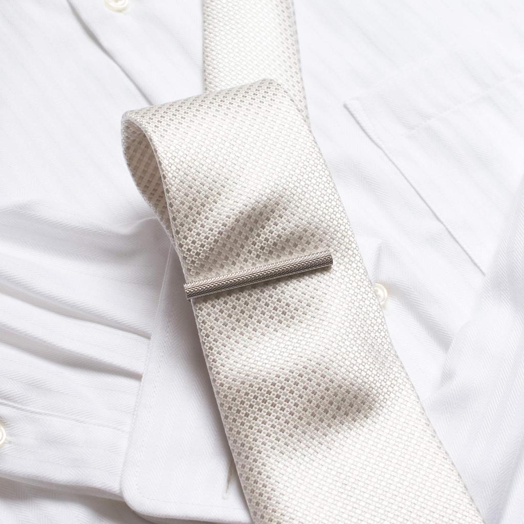 Галстучный зажим Tabarat из латуни с насечкой и зажимами-крокодилами, мужской, Япония, (Серебряный)