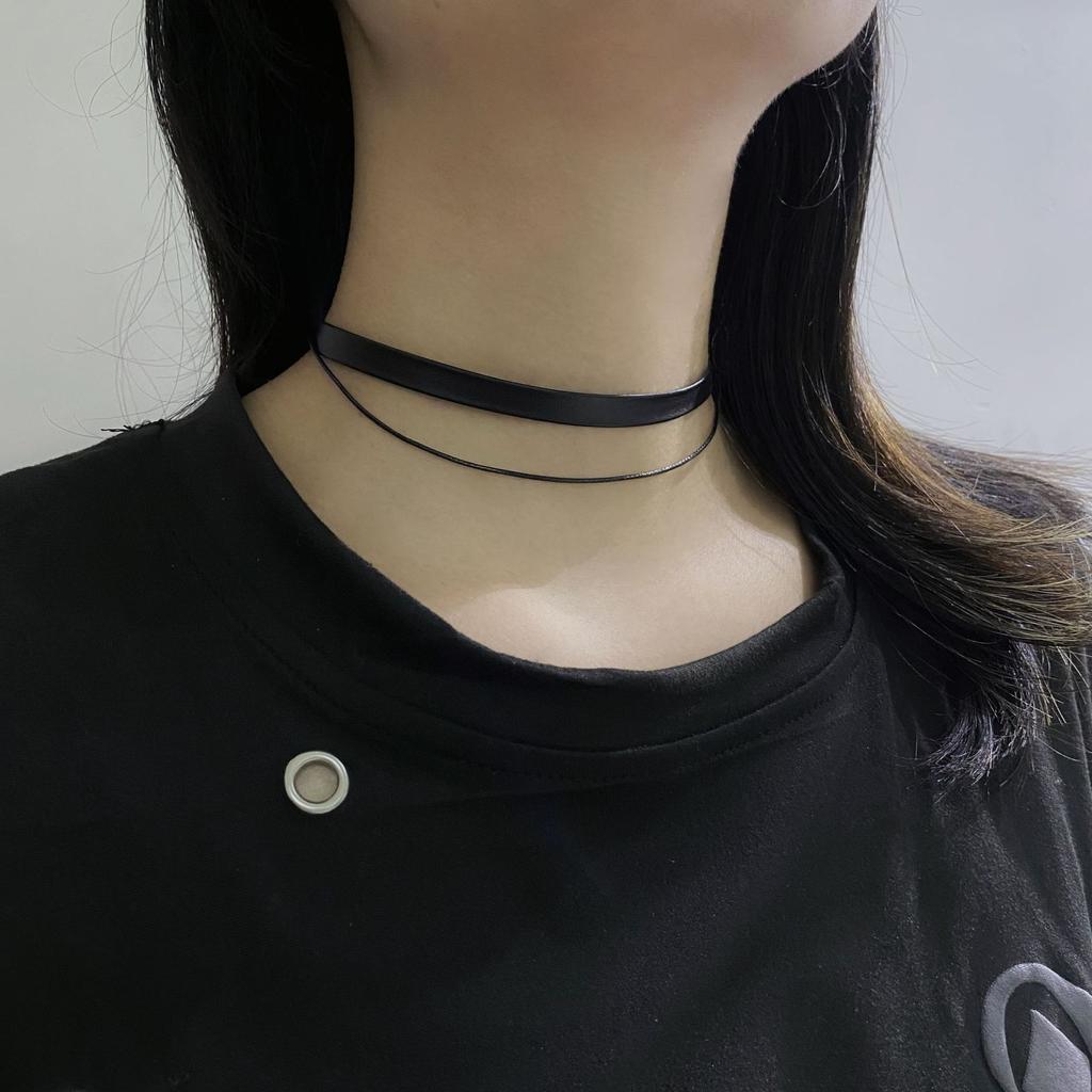 Черное кожаное ожерелье из веревки с короткой двухслойной цепочкой и воротником-секеткой, простая цепочка на ключицу, ювелирное изделие для женщин