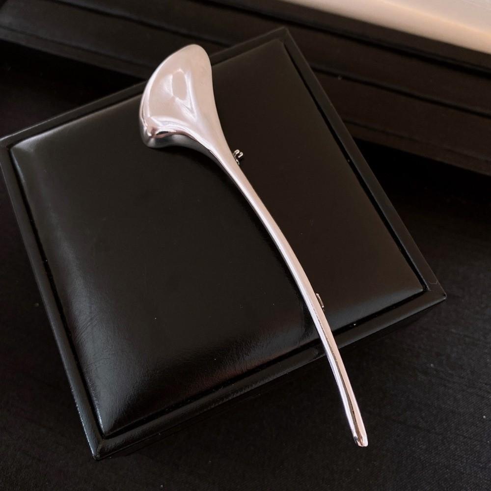 Украшение-корсаж Брошь Лист гинкго Винтажная Элегантная Длинная Брошь-булавка Золотая Роскошная Металлическая Глянцевая Брошь Одежда в западном стиле