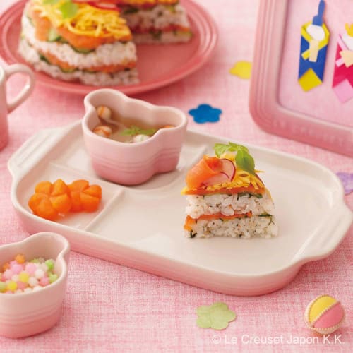 Le Creuset Children's Baby Tableware Set, Milky Pink, Heat and Cold Resistant, Microwave and Oven Safe, Perfect for Baby Showers, First Meal Ceremonie