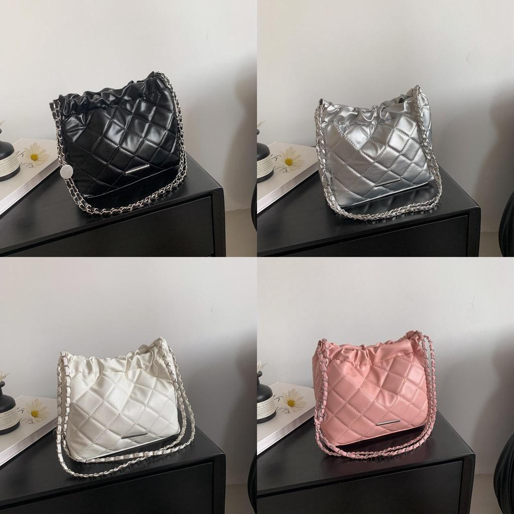 Stylish Large Capacity Soft Leather Diamond Stitch Thread Texture Commuter Shoulder Bag For Women 2023 Summer Korean Version Bucket Bag Fashion