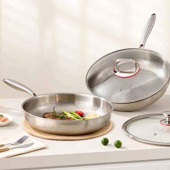 Titanium Frying Pan with Lid Scratch-Resistant Skillet Non-Stick Hammered Cookware for Gas Electric Induction Stoves Healthy Cooking Essential