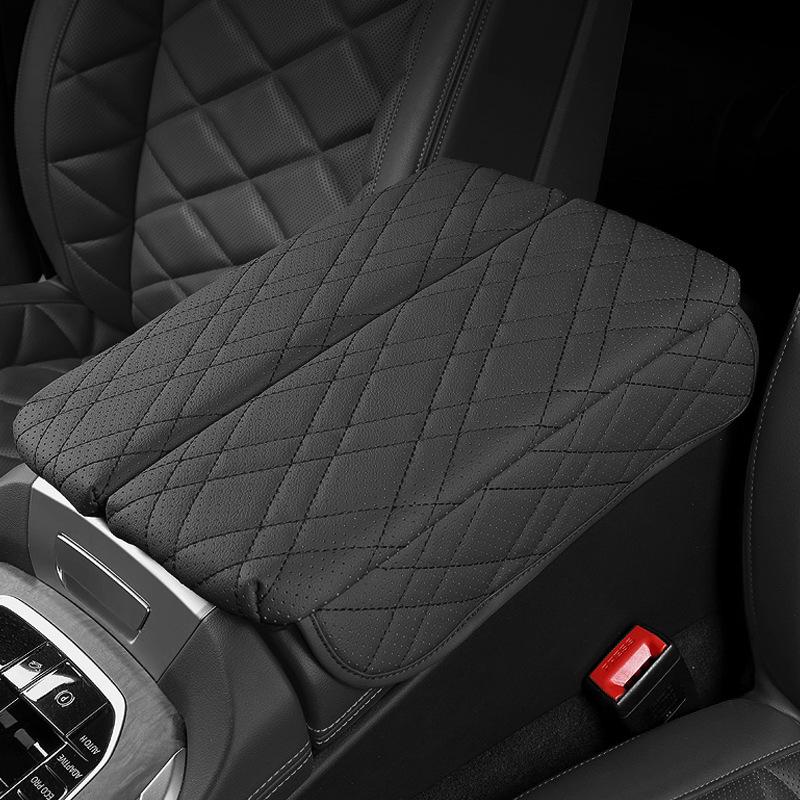 Кожаная накладка на бокс-подлокотник BMW X5/X6/X7 – Центральная подкладка для модификации салона.