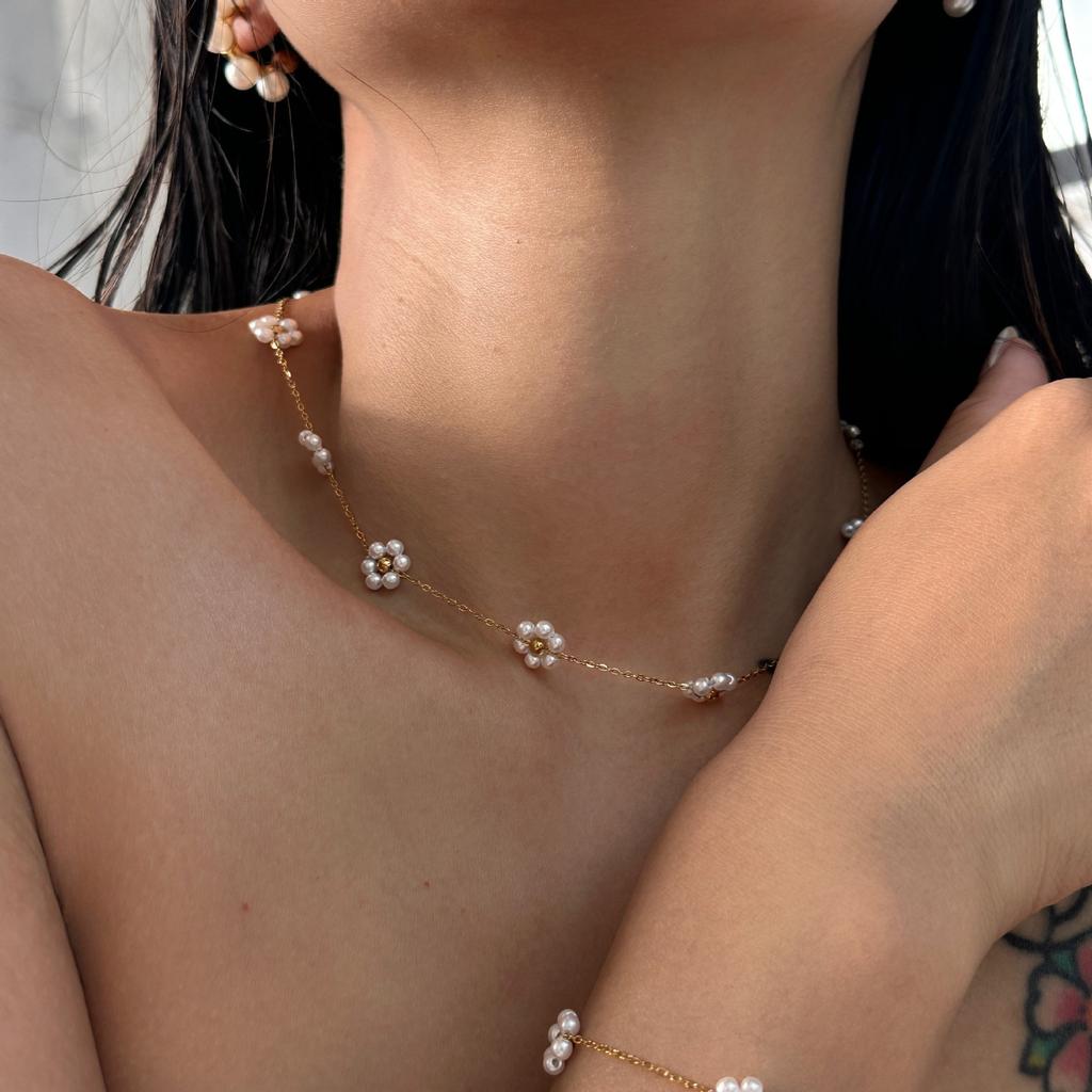 Женские ювелирные изделия Ремешки Летнее ожерелье с жемчужным цветком Модное ожерелье из титановой стали Цепочка на талию Браслет на щиколотку Набор из титановой стали Сохранение цвета