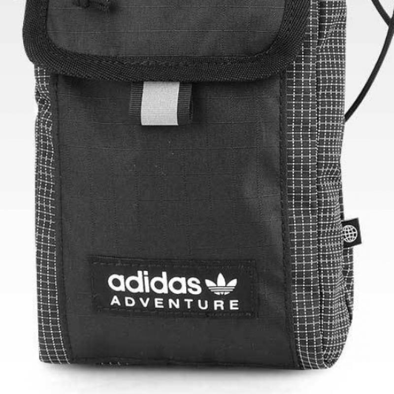 Adidas Сумка-приключение с флагом Ib9366