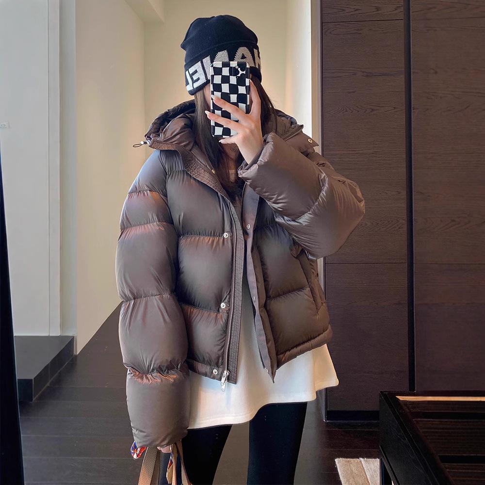 Женская пуховая куртка 2024 года, новая популярная иностранная куртка для маленьких мужчин, высококачественная зимняя теплая белая куртка с капюшоном на утином пуху
