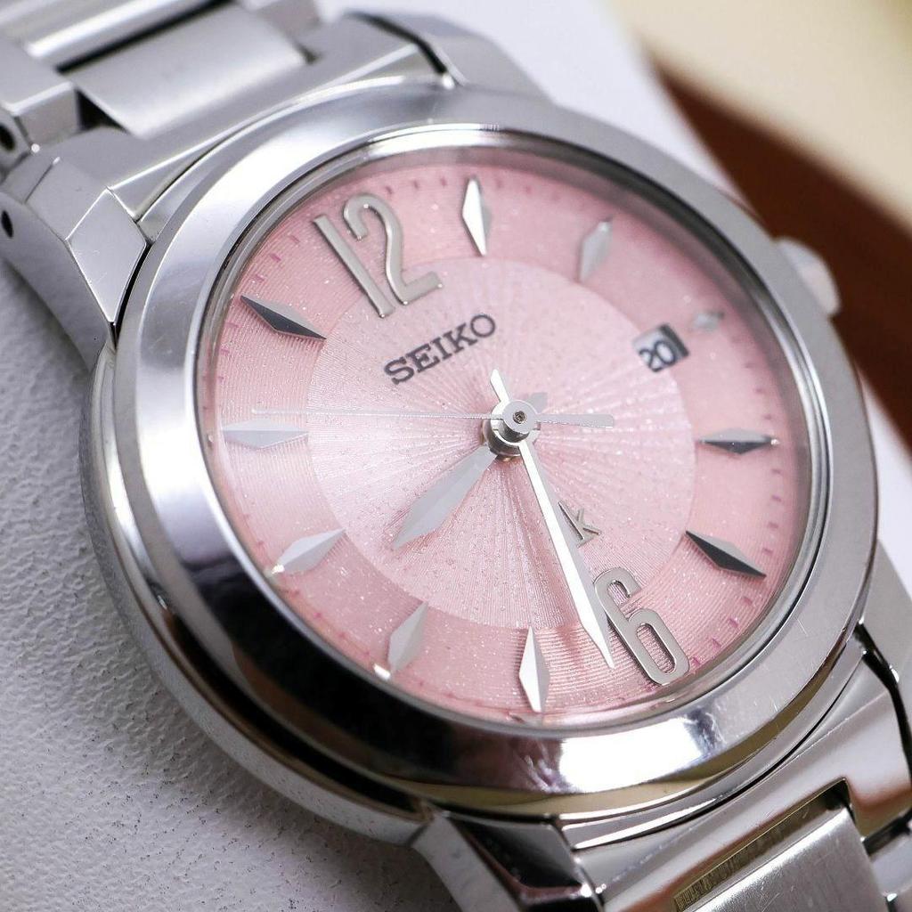 [USED] Working SEIKO Lukia Watch with Pink Glitter Dial and Date Display, Model 1407