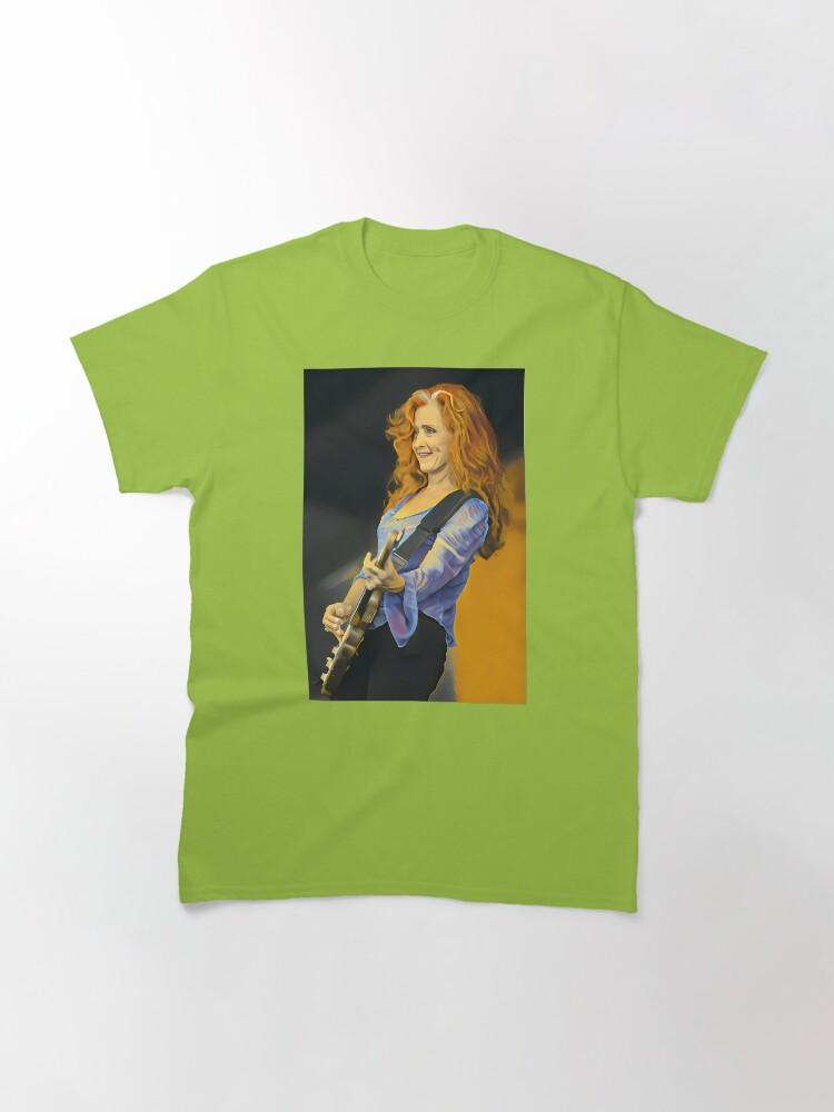 Bonnie Raitt Bonnie Raitt Playing Guitar Classic T-Shirt