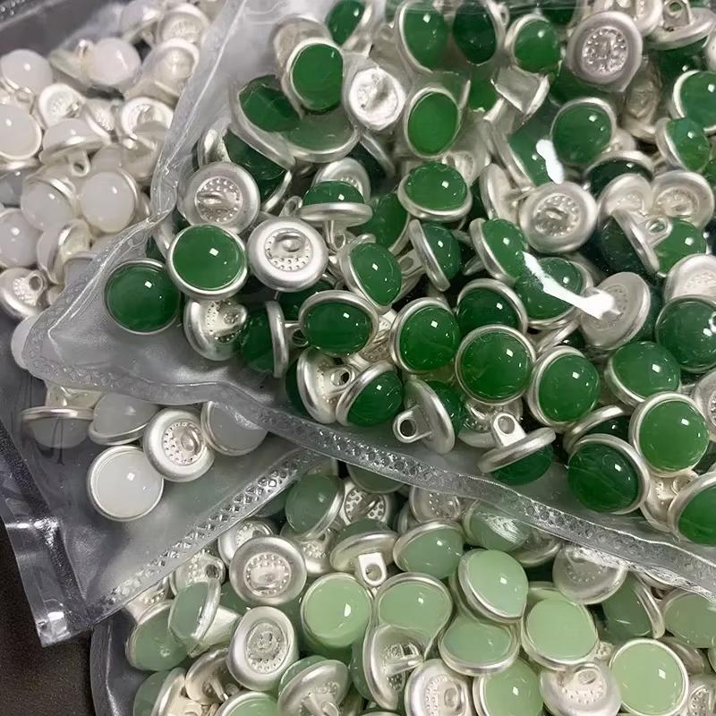 10 шт./лот Красивые пуговицы с драгоценными камнями, блестящие, 10 мм, круглые, маленькие, на ножке, блузки, юбки, швейные аксессуары