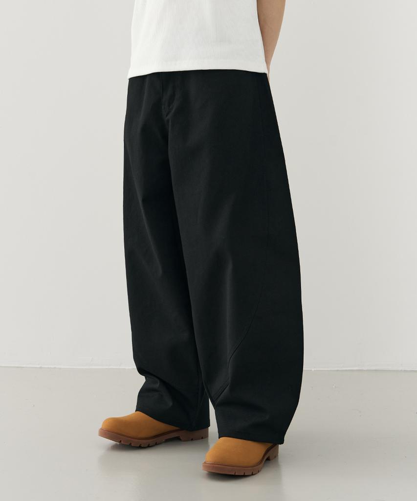 ARRAYED Curved Section Balloon Chino Pants [Charcoal]