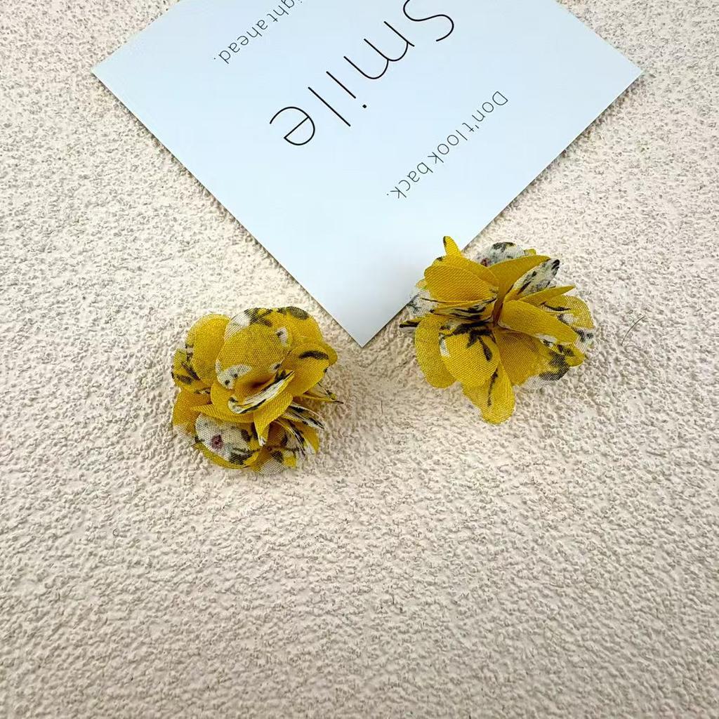 Ретро Тканевое Искусство Ручной Работы Цветочные Аксессуары: Серьги, Клипсы, Головные уборы, Украшения для одежды