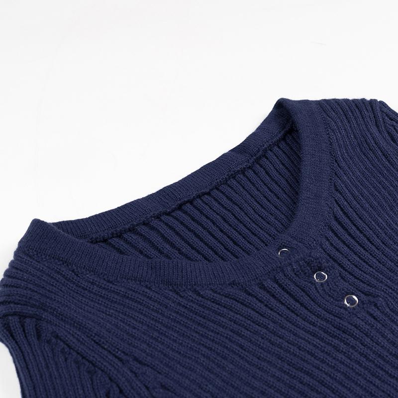 2024 Winter Women's European & American Fashion Round Neck Button-Embellished Sweater