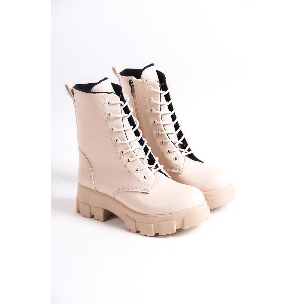 Черные женские ботинки из кожи Bg1001-116-0002