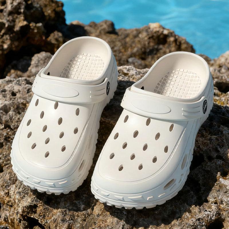 Summer Unisex Couples Clogs, Lightweight Soft Tire‑Pattern Sole Slip‑On Slippers, Fashion Outdoor Water‑Ready Footwear For Beach Drifting Daily Use