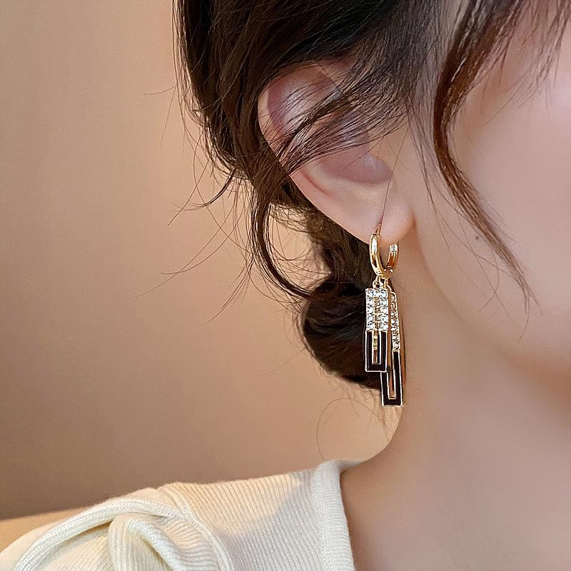 Модные простые темпераментные квадратные геометрические серьги-подвески
