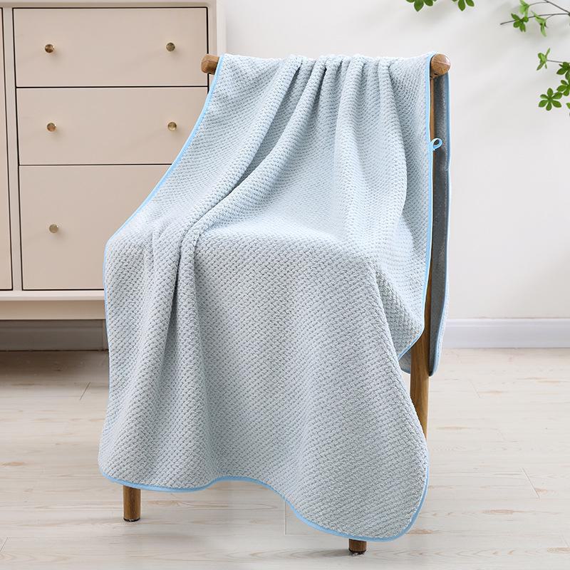 Индивидуально вышитое утолщенное полотенце из кораллового флиса: Впитывающее полотенце для ванны, фитнеса и бассейна