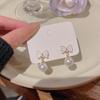 Серьги-бантики из серебра 925 пробы с жемчугом — модный, элегантный, универсальный дизайн
