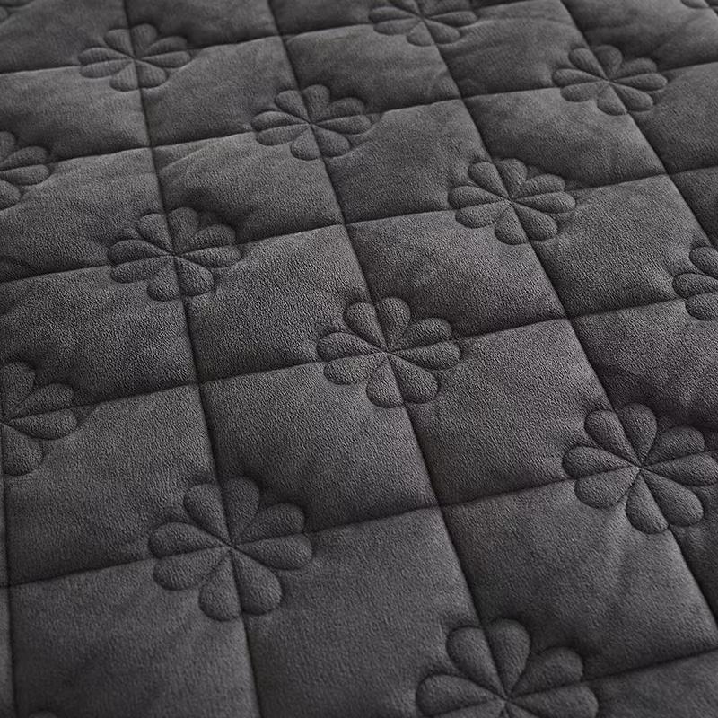 Толстая стеганая простыня из кораллового флиса, однотонная простыня размера King Queen, мягкий теплый бархатный наматрасник, наволочка в комплект не входит