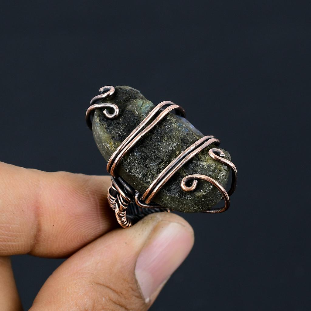 Natural Rough Labradorite Gemstone Handmade Copper Wire Wrap Ring Size 4 N4U44