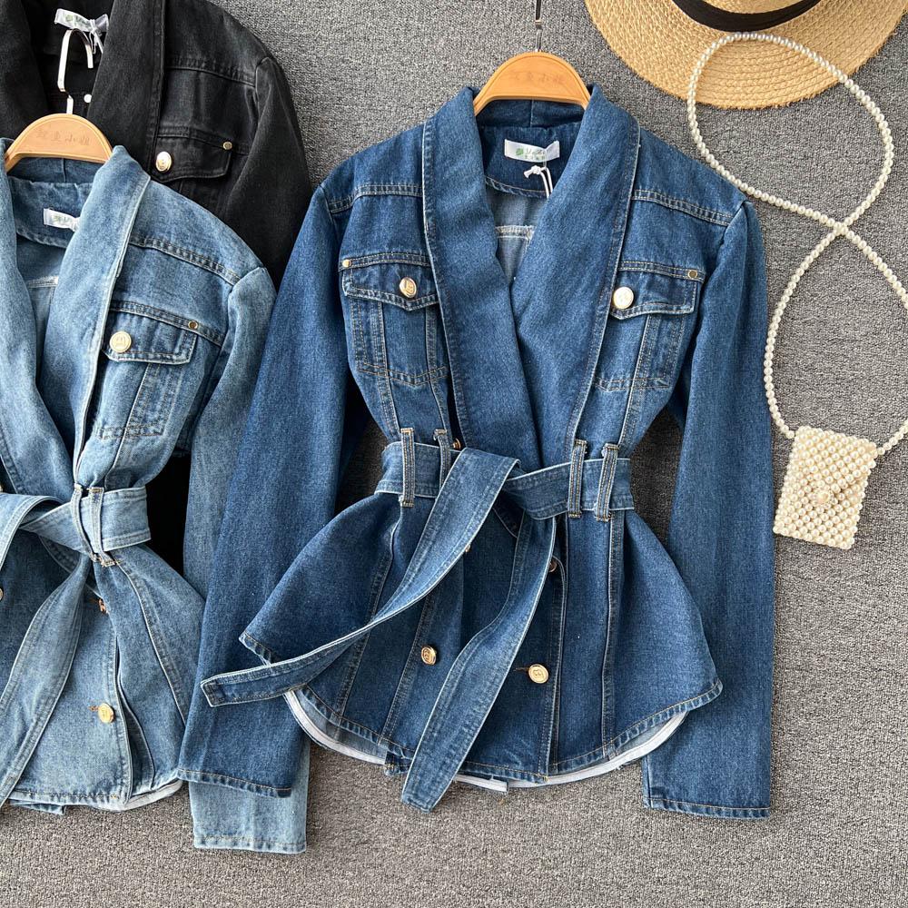 Осенняя новая корейская версия двубортной джинсовой куртки с тонким поясом на талии и краем листа лотоса с v-образным вырезом