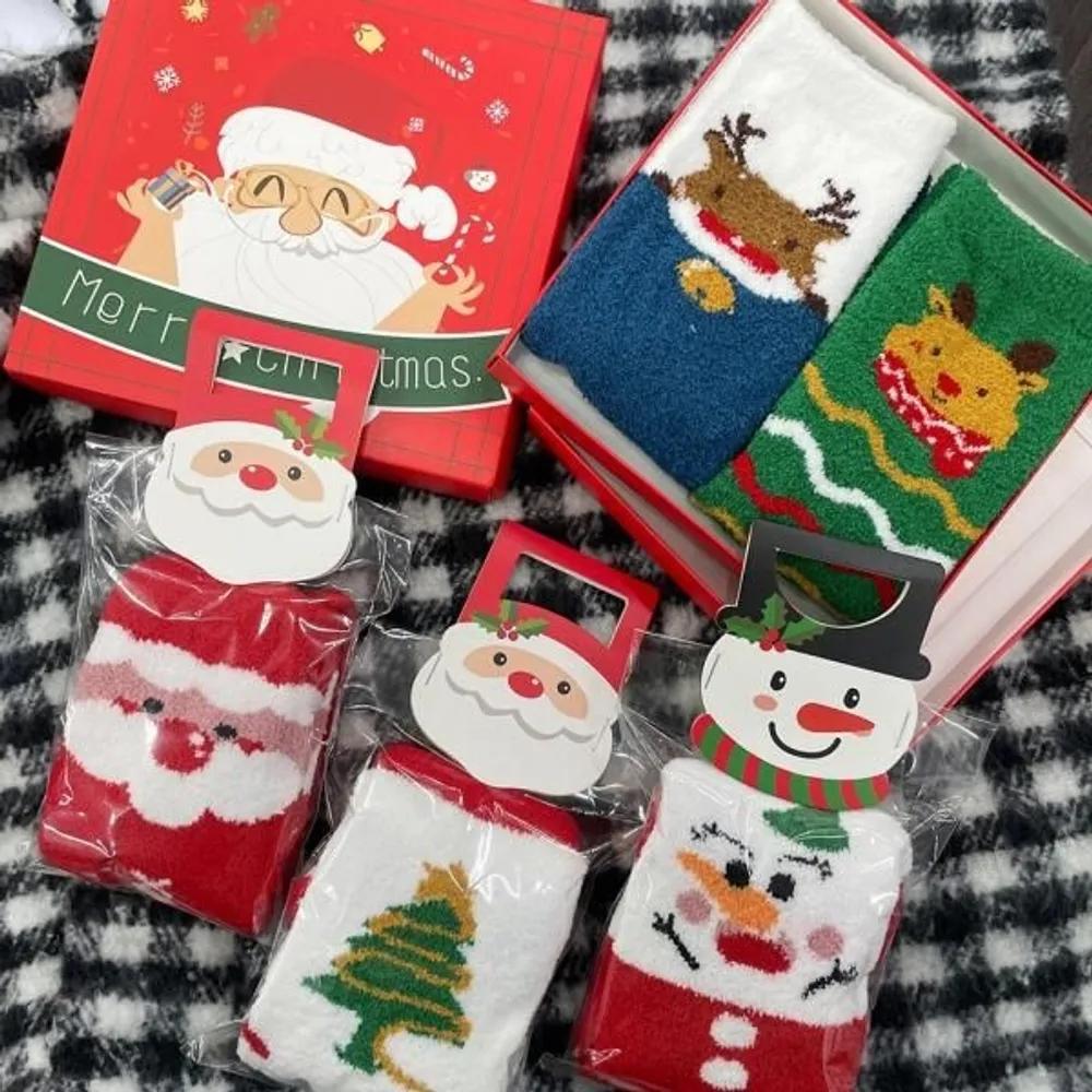 Godshop Новогодний подарочный набор 2 вида носков Санта для сна (1 пара)