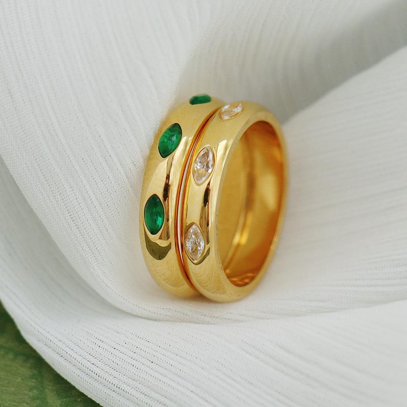 Ретро-модное кольцо из 18-каратного золота с зелеными и белыми бриллиантами неправильной формы