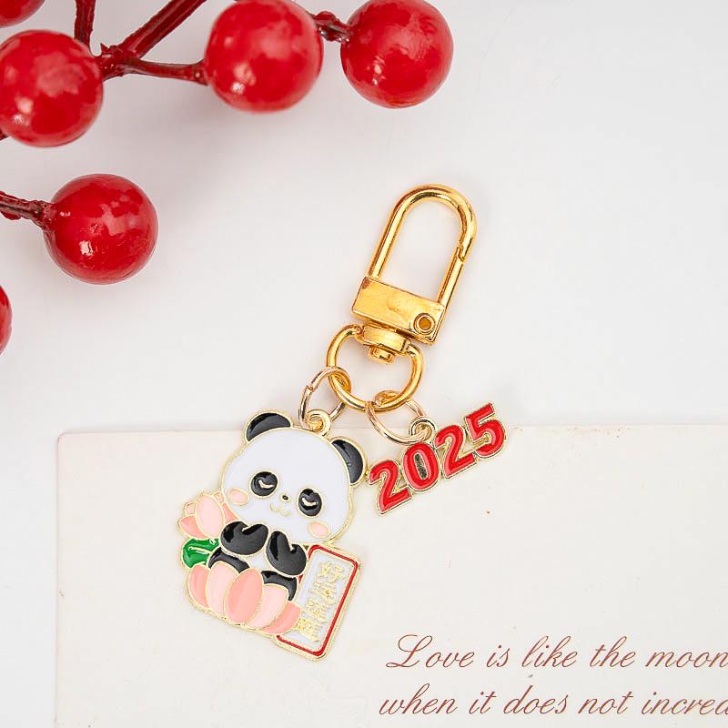 Брелок с подвеской в ​​виде панды: Новогоднее украшение в виде красной панды, милая кукла для студенческих сумок, подарок на год змеи