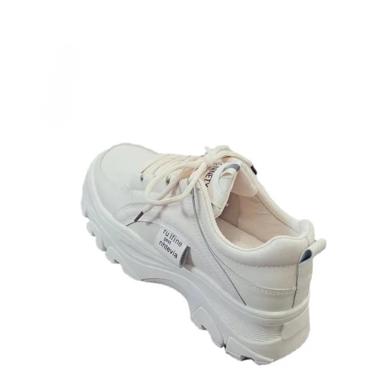 2024 Осень Новые толстые подошвы женские туфли на открытом воздухе нескользящие кроссовки для ходьбы повседневная удобная обувь для доски модная легкая женская обувь