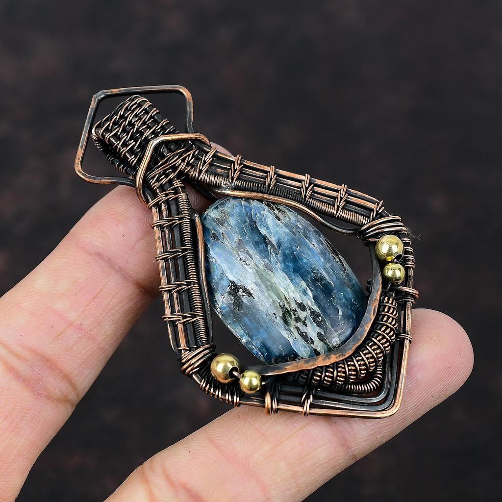 Подвеска из кианита, обернутая медной проволокой, подвеска из натурального драгоценного камня, красивые ювелирные изделия из кианита, медные ювелирные изделия ручной работы, подарок на особый случай
