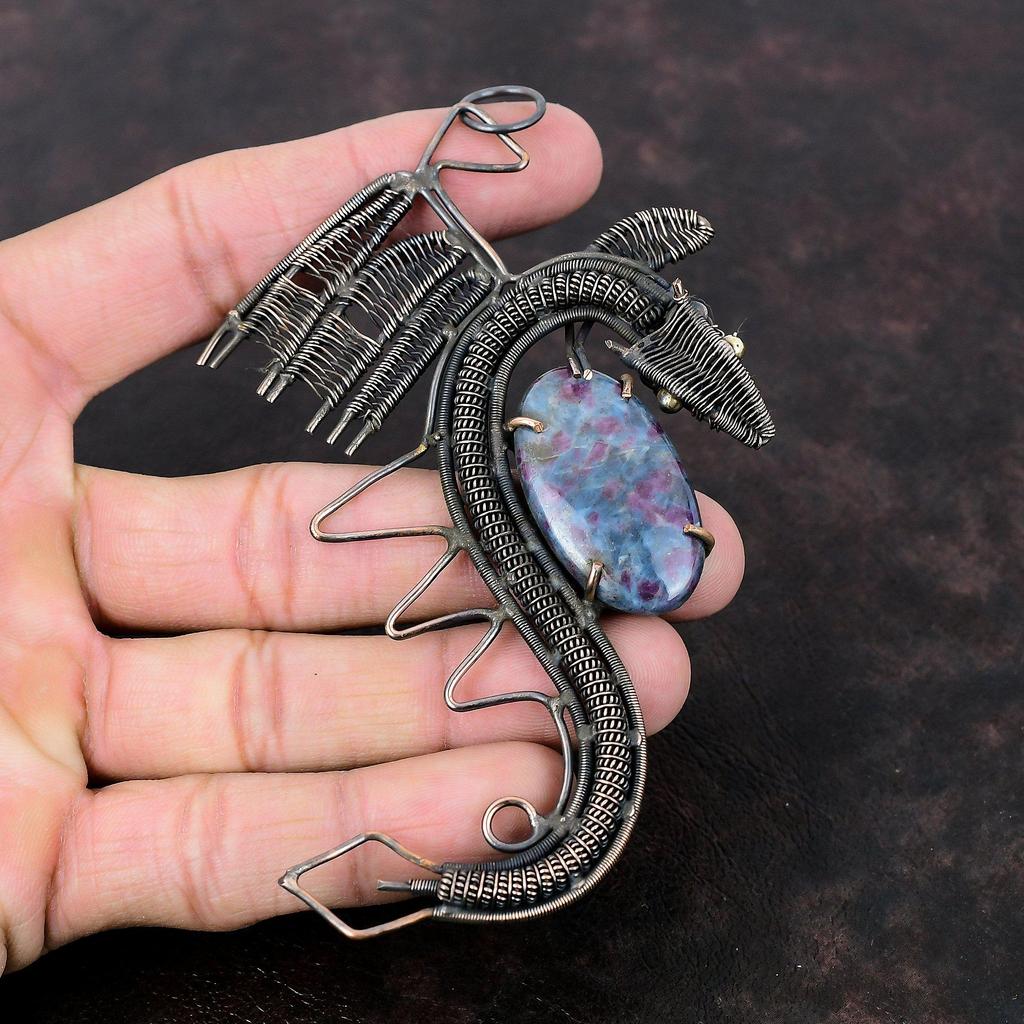 Рубиновый синий кулон с кианитом, медная проволока, кулон с драконом, кулон ручной работы, драгоценный камень, медные украшения, свадебный подарок, изысканный кулон