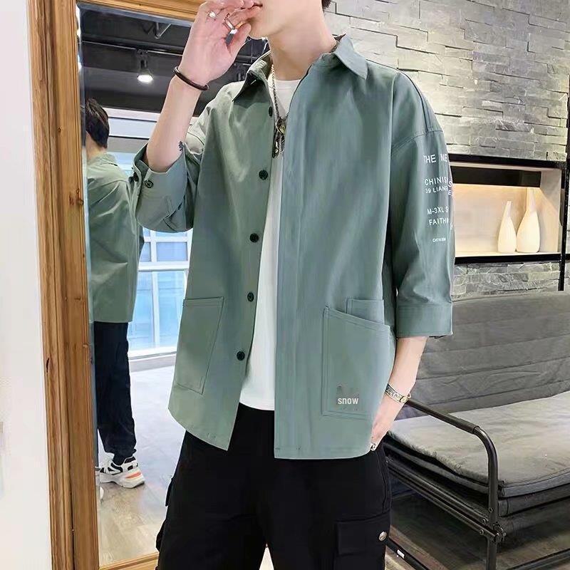 Мужские легкие рубашки со средним рукавом: Варианты с рукавом пять четвертей, половинным и коротким для лета