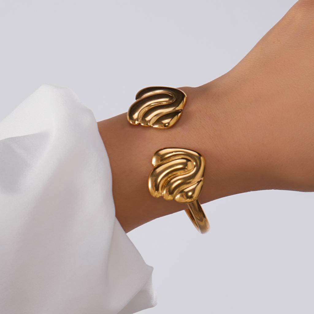 Vintage Ocean Series Stainless Steel Bangle For Women Gold Shell Starfish Conch Turtle Boho Beach Party Jewelry
